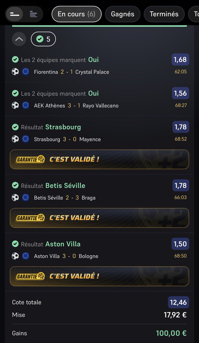 ZepiKX's tweet photo. J’ai cashout 20€ sans faire exprès sur la côte j’prenais 277€ 5m après rayo marque… https://t.co/i8PTaGgKIE