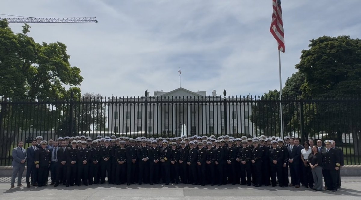 USMMA Football tweet media