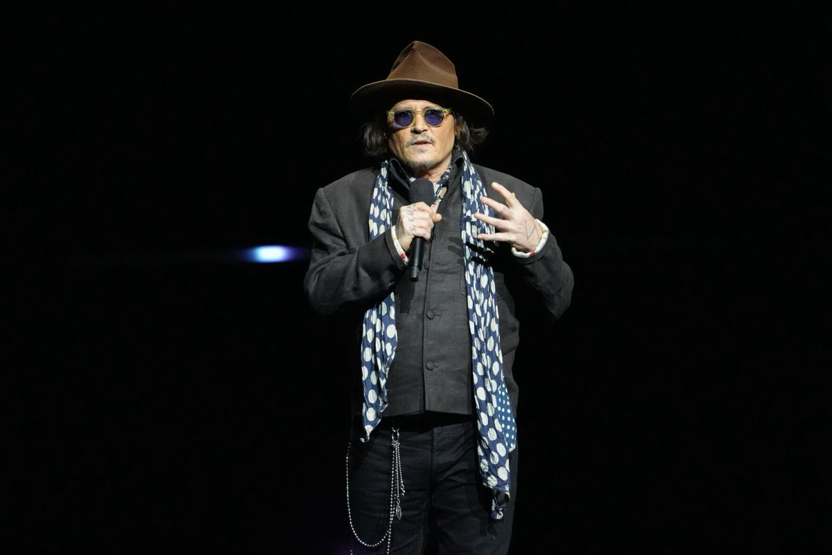 BritishFanofDepp | FANSITE tweet media