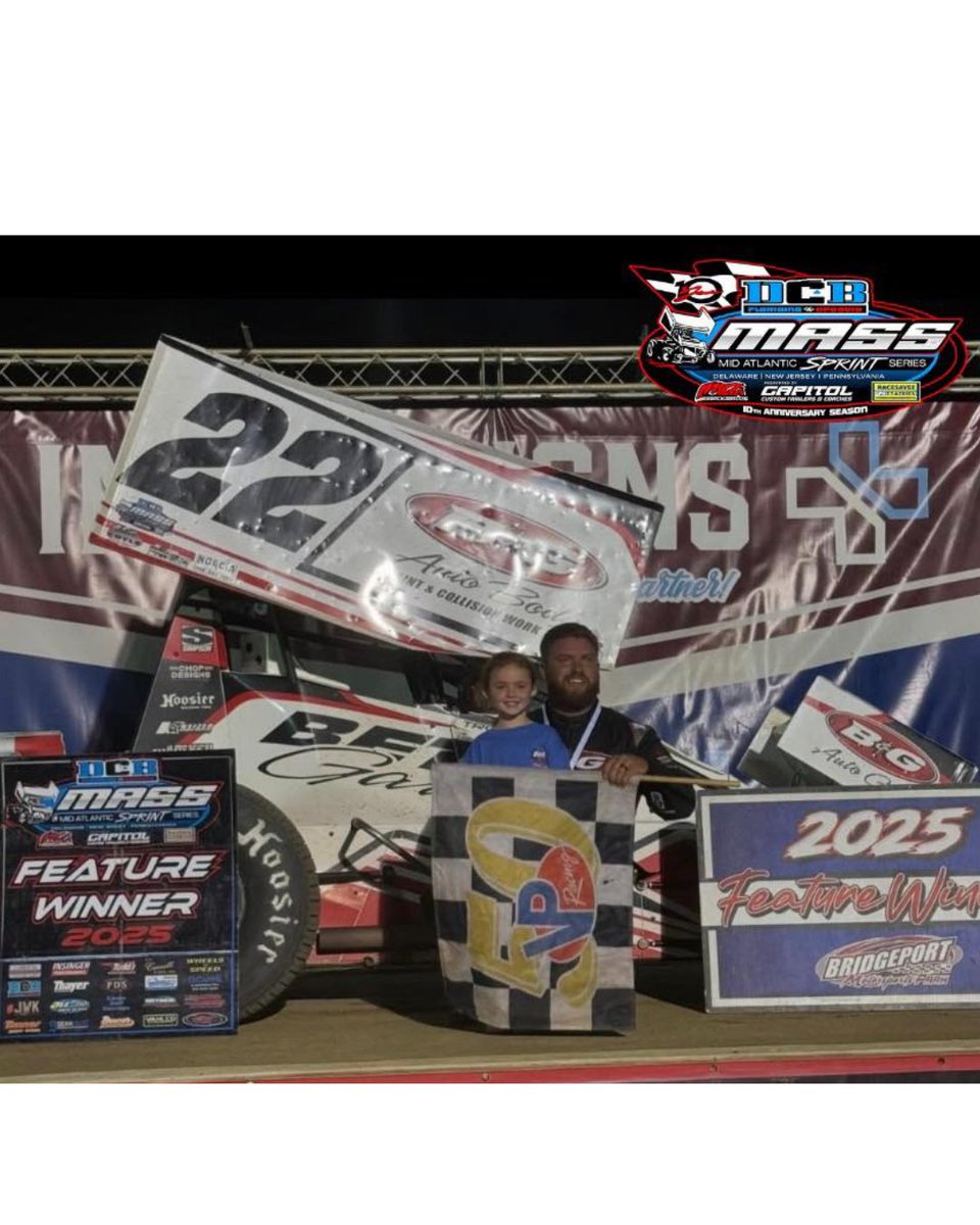 BettsGarage's tweet photo. Our own Troy Betts is back on the track this Saturday, 4/18, as the Mid-Atlantic Sprint Series hits our home turf. Betts is proud to sponsor the $1,000 to win event.

Find out more and get tickets:
https://t.co/Vx0MHnzp7M
Jim Brown Racing Photos
https://t.co/8hbkkcJrKS https://t.co/0LZgUaD8PG