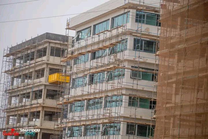 daye_med's tweet image. 🇬🇳#Guinée #simandou2040 #Program #GMD : 
Bâtir ensemble pour la modernité et le développement.
L' état d'avancement des travaux des bâtiments d'intelligence de l'administration progresse.
@presi_doumbouya 
@djisanfina