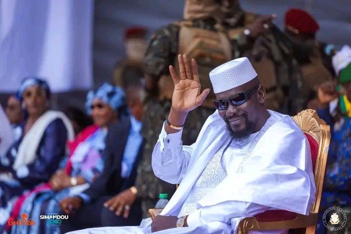 daye_med's tweet image. 🇬🇳#Guinée #simandou2040 #Program #GMD : 
Bâtir ensemble pour la modernité et le développement.
L' état d'avancement des travaux des bâtiments d'intelligence de l'administration progresse.
@presi_doumbouya 
@djisanfina