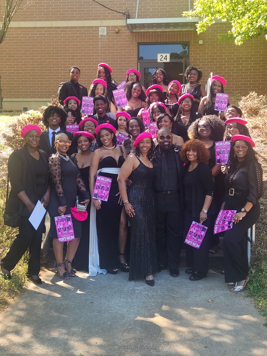 DanceMsTedu tweet media