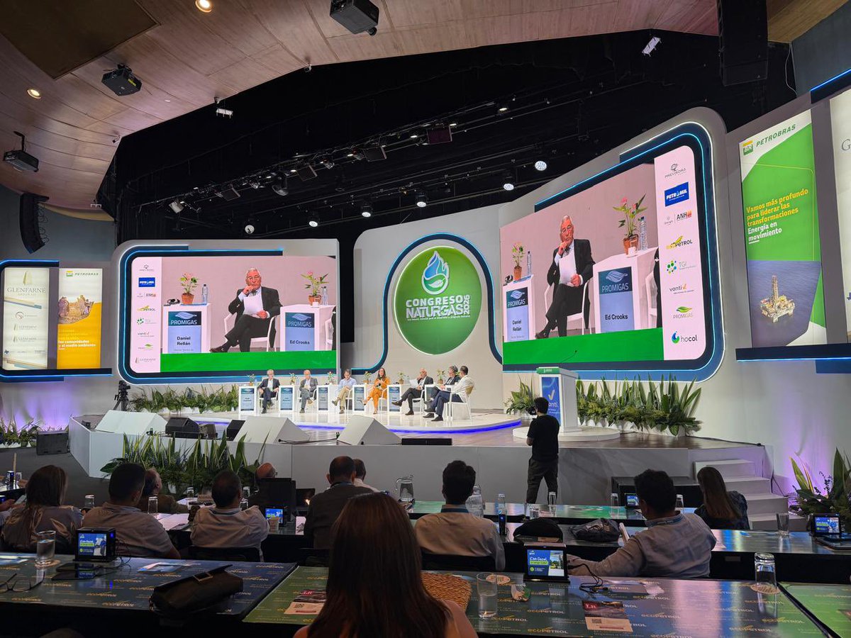 AguileraModesto's tweet photo. Hoy acompañamos el Congreso Naturgas 2026, un escenario donde se construyen decisiones que impactan el presente y futuro energético de Colombia.
Seguimos impulsando debates técnicos y responsables para el desarrollo del país. https://t.co/AwgO95gQbn
