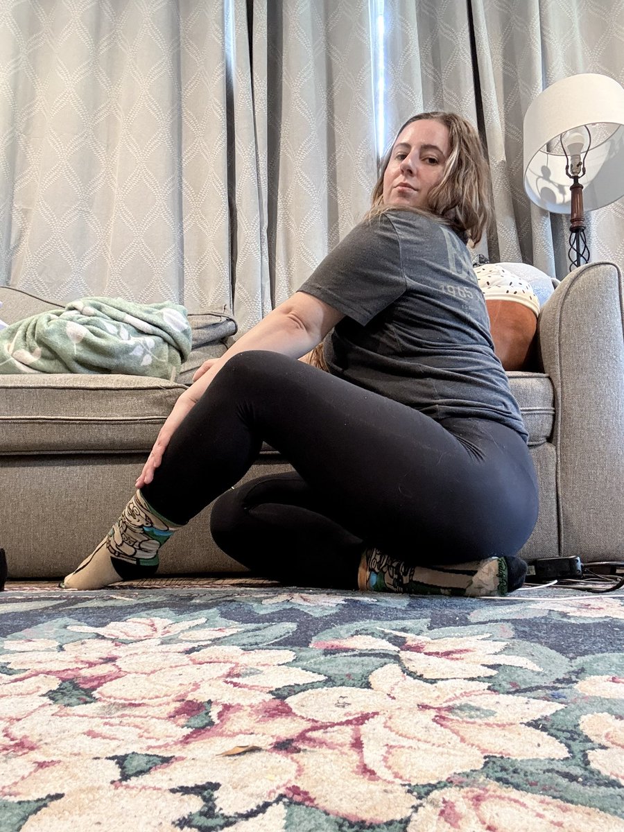 goddessoftheuggs tweet media