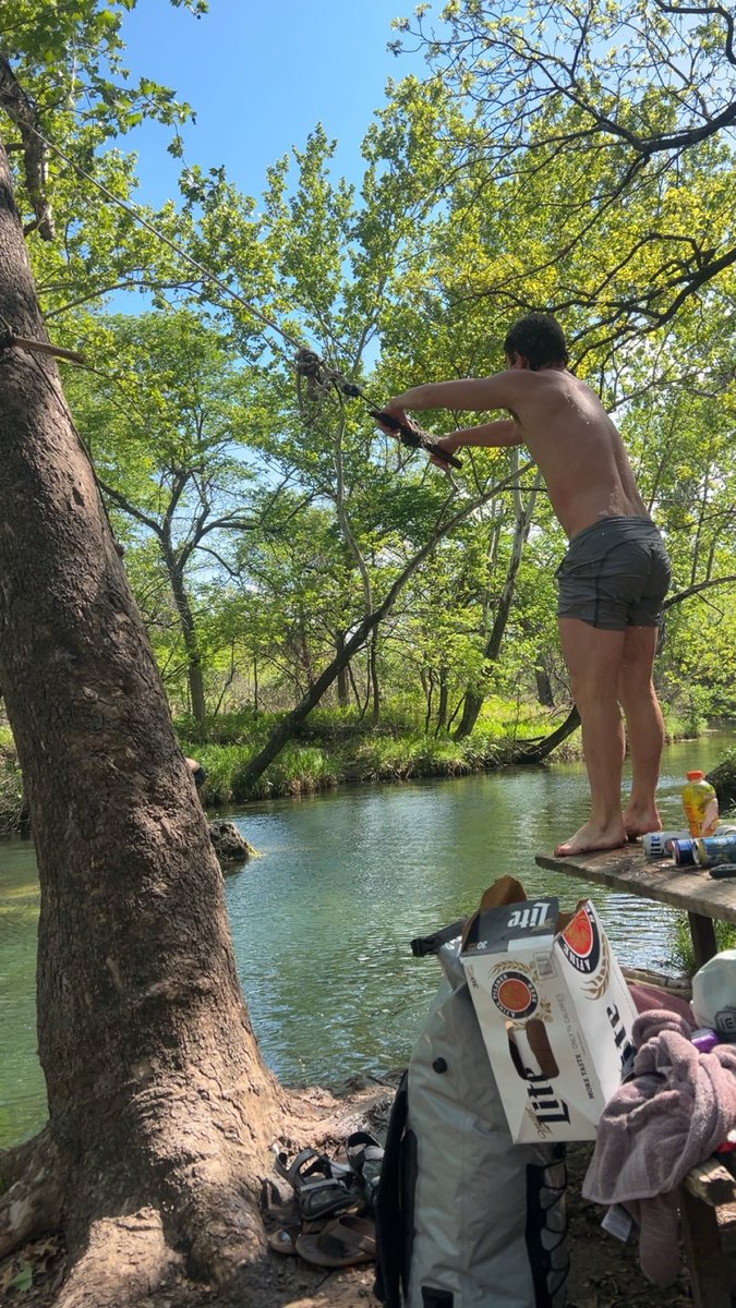 Mike Roch tweet media