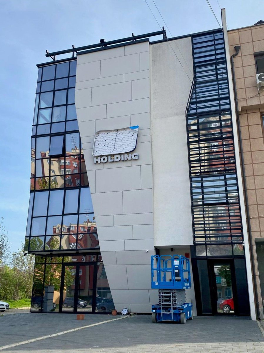 freightcaviar's tweet photo. Super Ego Holdings is already attempting a rebrand in Serbia. 

Looks like they're going under Euro Freight Services

Maybe they should try being SuperEgoAI https://t.co/BvVa0cFErR