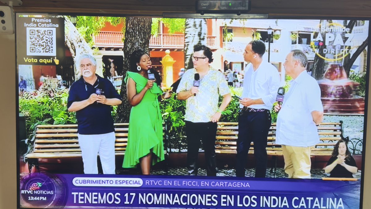 Quiero destacar a la talentosa subgerente de RTVC María Paula Fonseca que con su brillante juventud tiene sobre los  hombros la responsabilidad de la televisión en el Sistema de Medios Públicos. Ella, al pie de los detalles administrativos, técnicos y visuales de RTVC es la mano