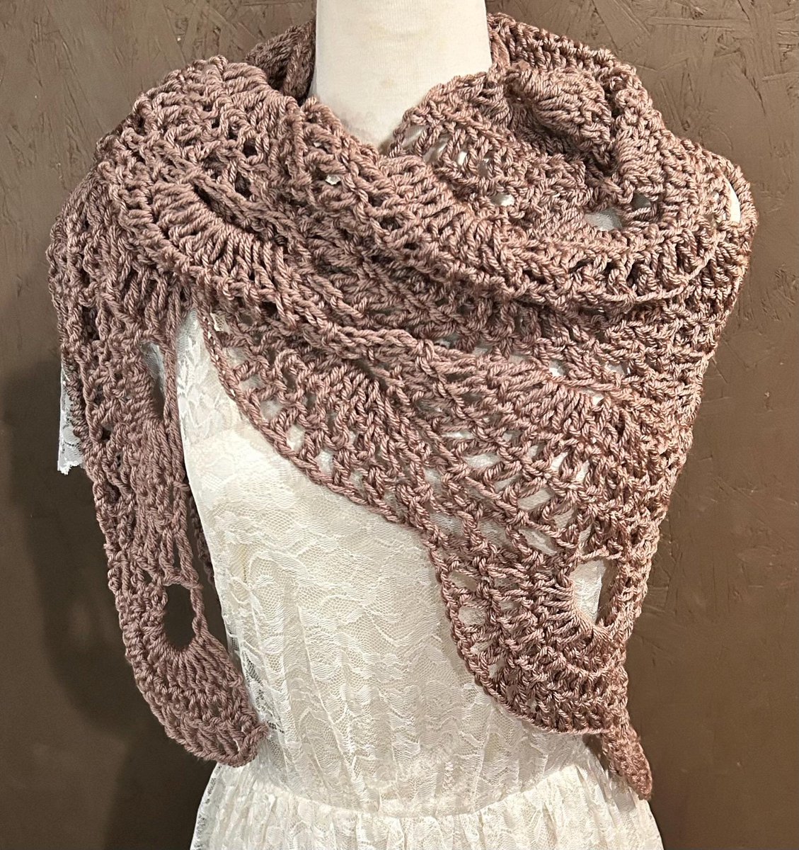 247LovingLife's tweet image. #Accessories #beautiful #Etsy #etsyfavorites #Etsyfinds #Crochet #etsygifts #shawls #EtsyHandmade #scarf #wraps #EtsySeller #etsyshop  #etsystore  #Gorgeous #handmadegifts #Clothing #Handmade #BohoClothing #BohoStyle 
addictedtoshabby.etsy.com/listing/448979…