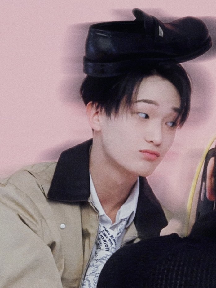 I love this photoshoot so much 🌸🎀
Sumin is so pretty 💗
#싸이커스 #수민