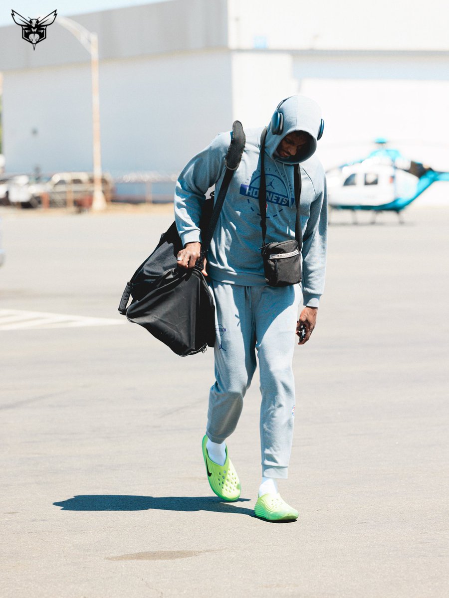 off to orlando ✈️