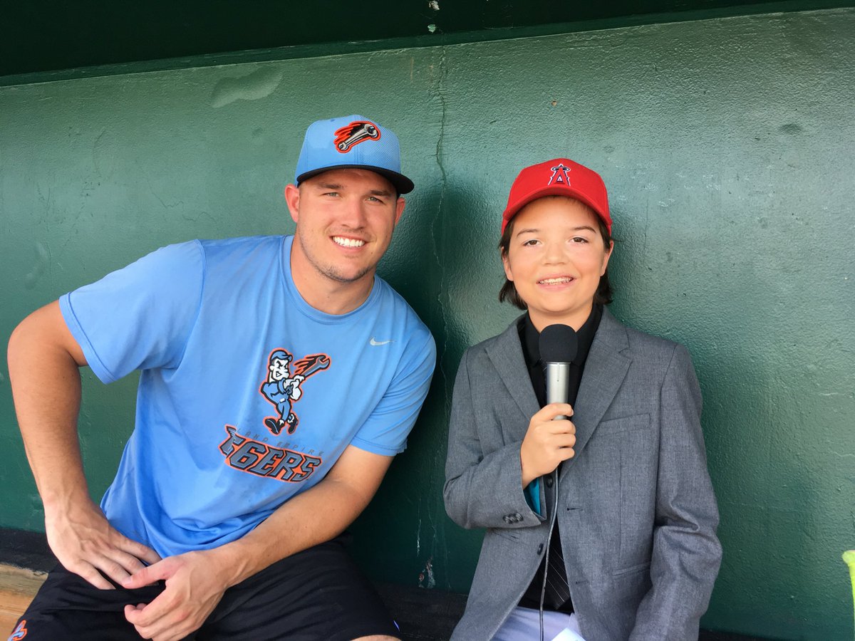 CadenCenter's tweet photo. Hi @MikeTrout! I interviewed you in 2017 when I was 12. 
I’m now 21 &amp; entering my sr. yr of college (Sports Broadcasting).
I'd love to interview you again &amp; add it to my highlight reel.
Would you be willing to do an interview sometime during this upcoming home-stand please? https://t.co/PN4JPWwBeC