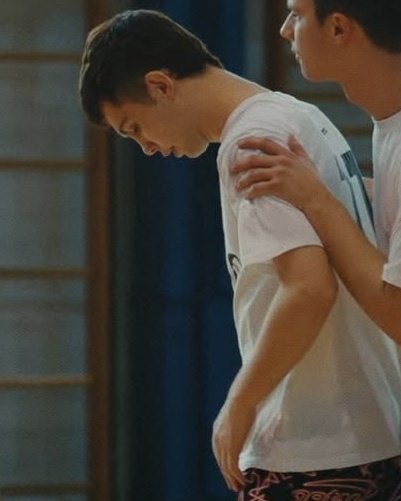 sunisahead's tweet image. he's telling #it to calm down