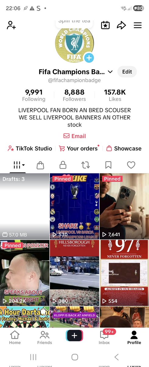 SteveFifaBadges's tweet photo. REDS FOOTBALL FANS

COME GIVE US A FOLLOW

CLICK THE BLUE LINK
https://t.co/azkAL867m9 https://t.co/OasKrN3F01