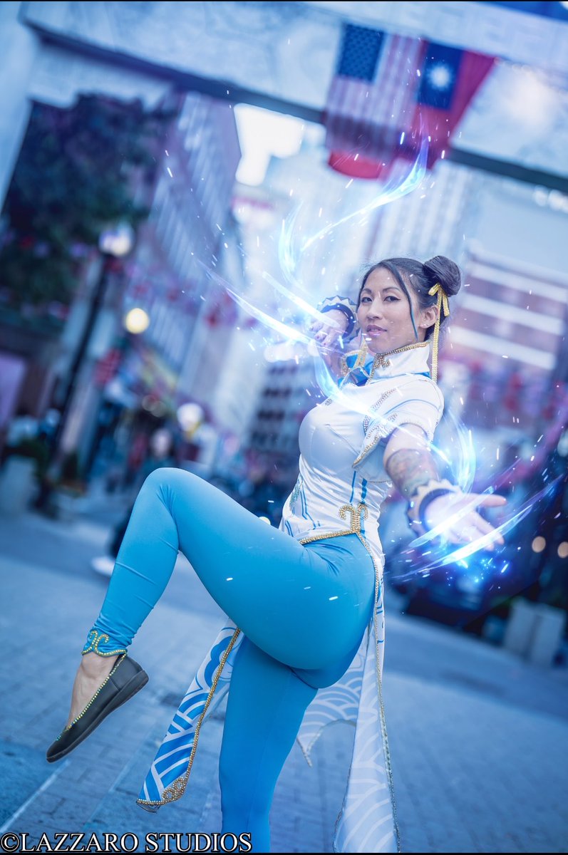 LazzaroStudios's tweet image. Yeah I saw the street fighter movie trailer…I’m not feeling it sadly. 

Here’s a throwback to last year when @Hurri_Kitten visited and we got to do some cool Street Fighter &amp;amp; Tekken shoots. 

📸:me

#lazzarostudios #cosplay #cosplayers #streetfighter