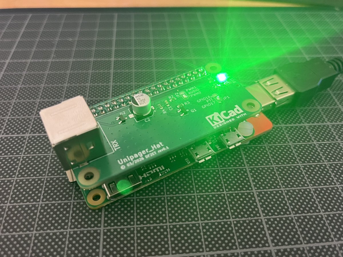flo_0_'s tweet image. The board even works on #Raspberry Pi Zero 1st generation. Could use some very old birds as #DAPNET transmitter controller. 
#hamradio #dapnet #pocsag