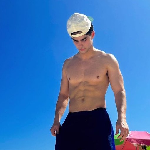 pov: essa é sua galeria desde que começamos a namorar