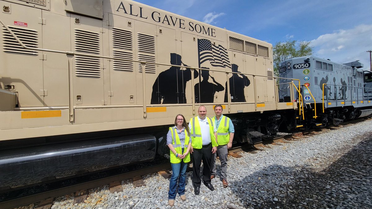 North_Shore_RR's tweet photo. We were honored to have a special visitor,  PA Rep. Joe Hamm, on our #LVRR to see our #Military Units and #Semiquincentennial Unit. 🇺🇲 https://t.co/UuXAf3oyWt