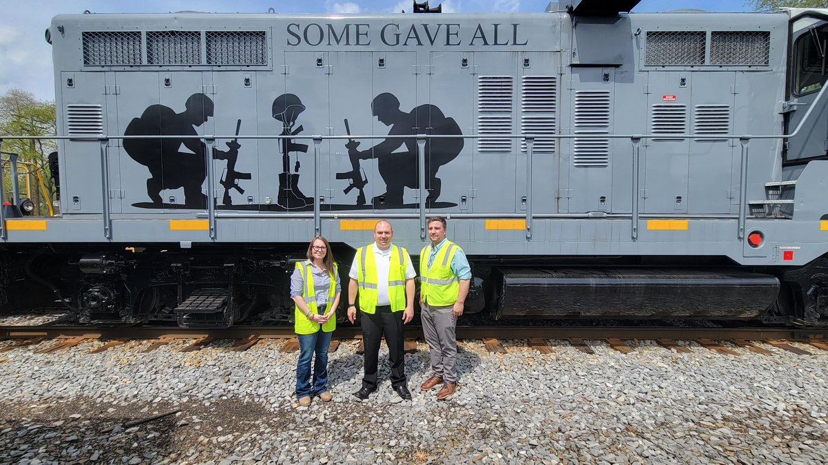 North_Shore_RR's tweet photo. We were honored to have a special visitor,  PA Rep. Joe Hamm, on our #LVRR to see our #Military Units and #Semiquincentennial Unit. 🇺🇲 https://t.co/UuXAf3oyWt