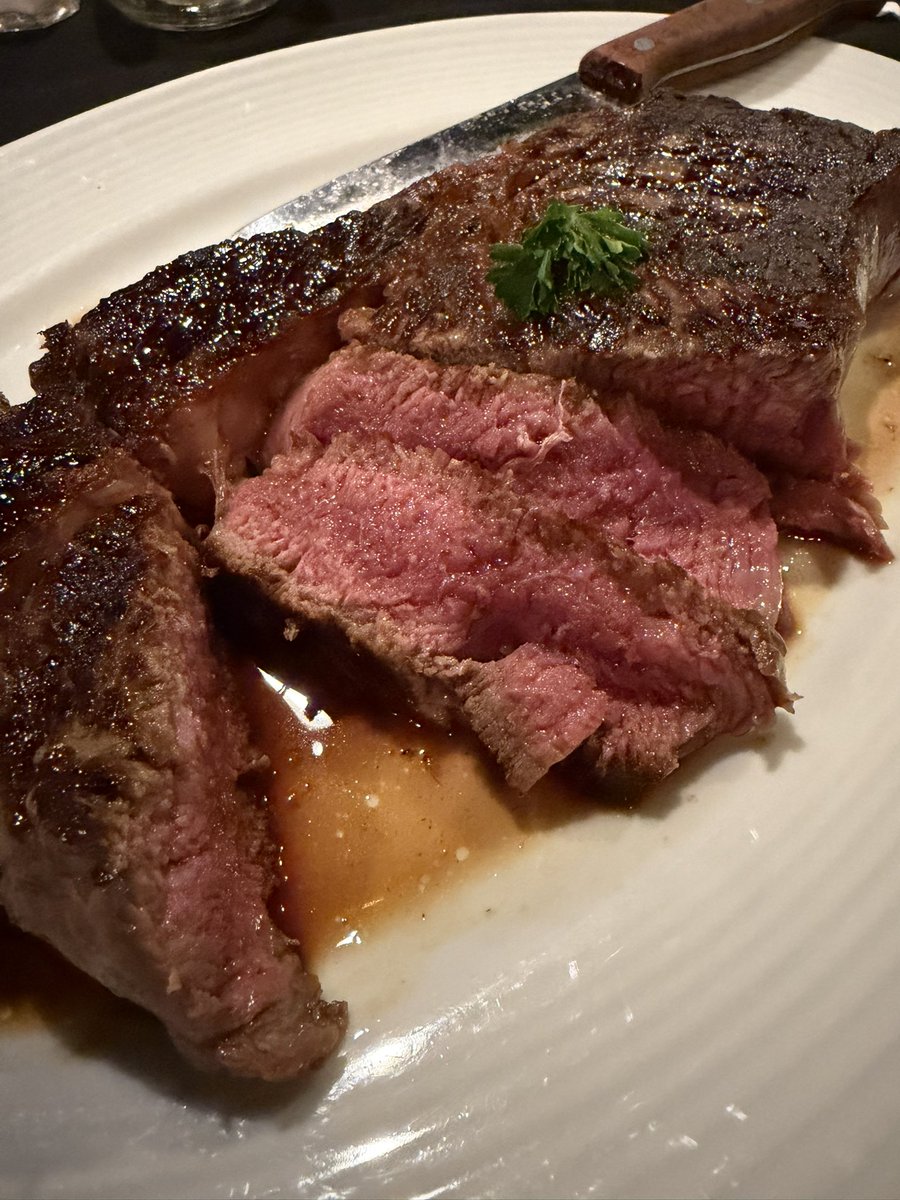 jthecarnivore's tweet photo. Meat Terror Hits Again! 🔥🥩
肉の恐怖、再び！

18oz Prime Ribeye going full beast mode.

Thick cut, perfect marbling, that screaming hot sear and juicy pink center… This is prime beef at its absolute best!

To my Japanese friends — this one’s for you 🇯🇵❤️

To my American meat eaters — let’s destroy this together!

Prime rib smashed 500k… now it’s this prime ribeye’s turn. 

Who’s ready for the meat festival?

2929

#PrimeRibeye #MeatTerror #SteakLover #JapaneseSteak #Carnivore #肉の恐怖 #ステーキ #PrimeBeef #肉食