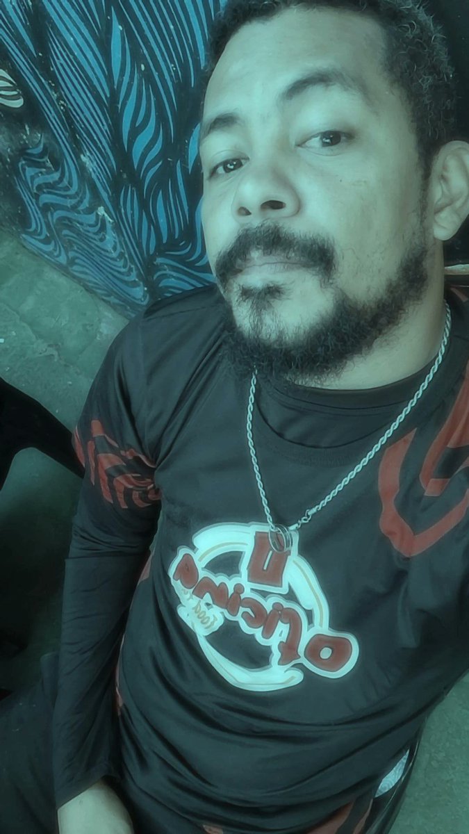 Morrendo de gripe,todo escaralhado,mas tem que vir né