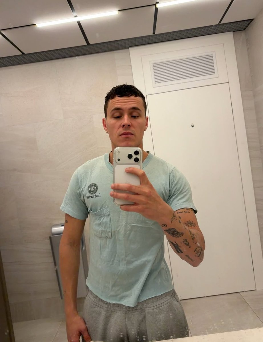 Arón Piper Brasil tweet media