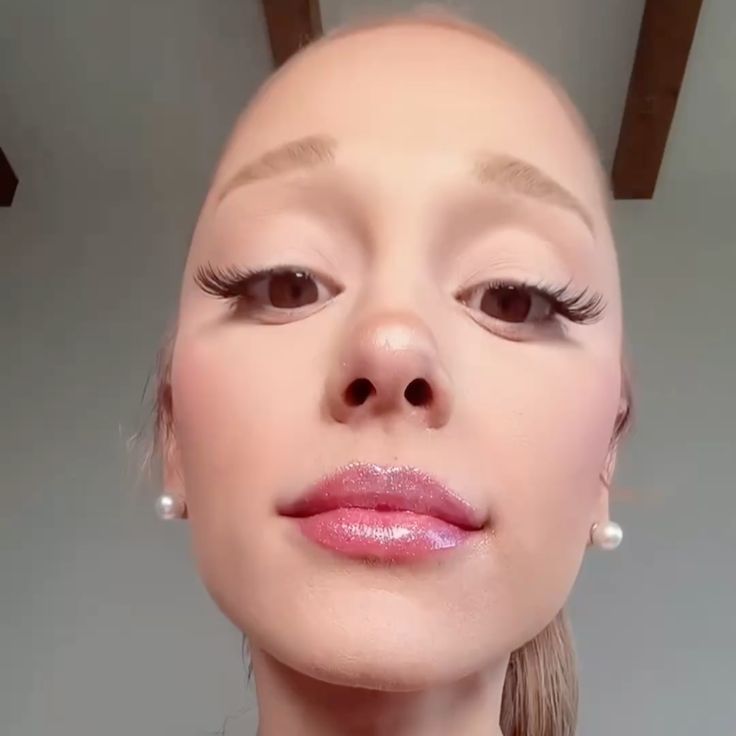 Pinu is seeing Ari tweet media