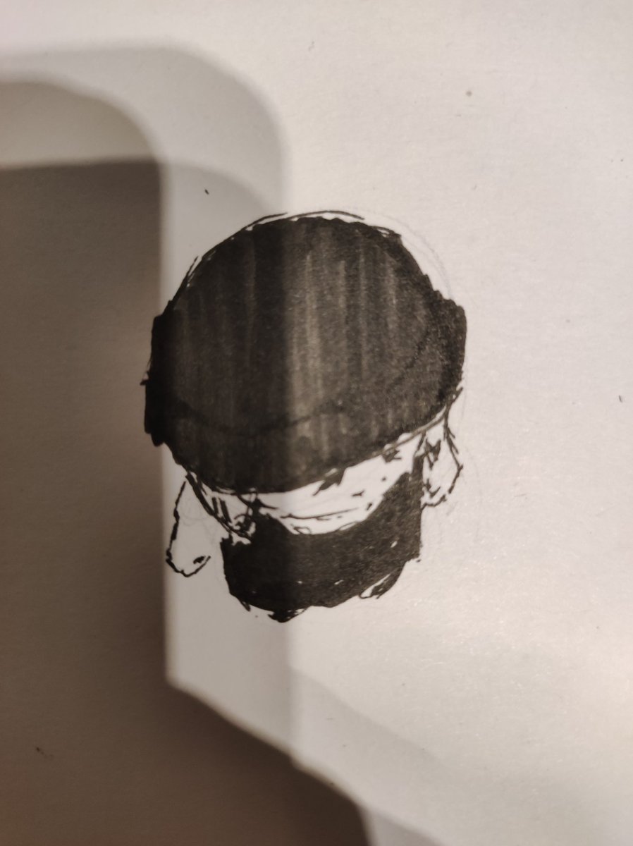 artsynuts tweet media