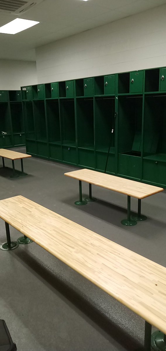 CoachLaws00's tweet photo. When you know you're off to a good start because your Seniors understand the importance of a clean locker room..#ProudCoach
#GreatStart #ForTheU https://t.co/DbS4FZHmSz