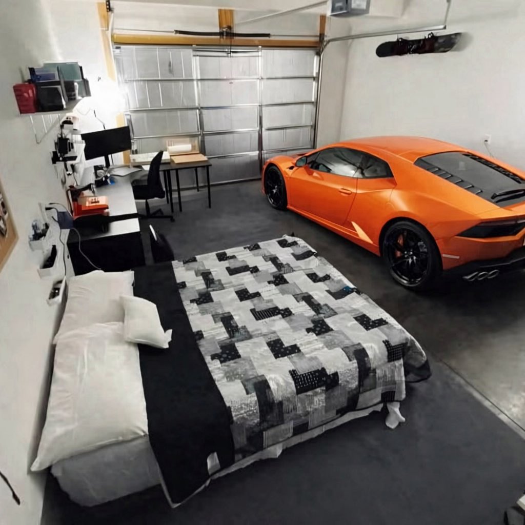 🔥🔥SPIKE🔥🔥 tweet media