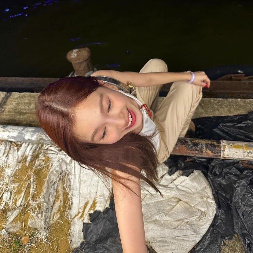 jade t. laurent tweet media