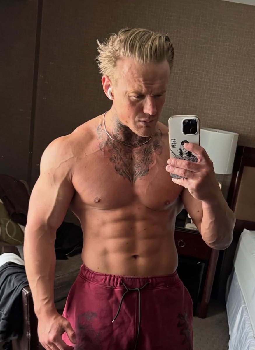 Pintowski ⁴¹ 🐍 ᶜᵃⁿᵈʸ ᵈᵃᵘᵍʰᵗᵉʳ tweet media