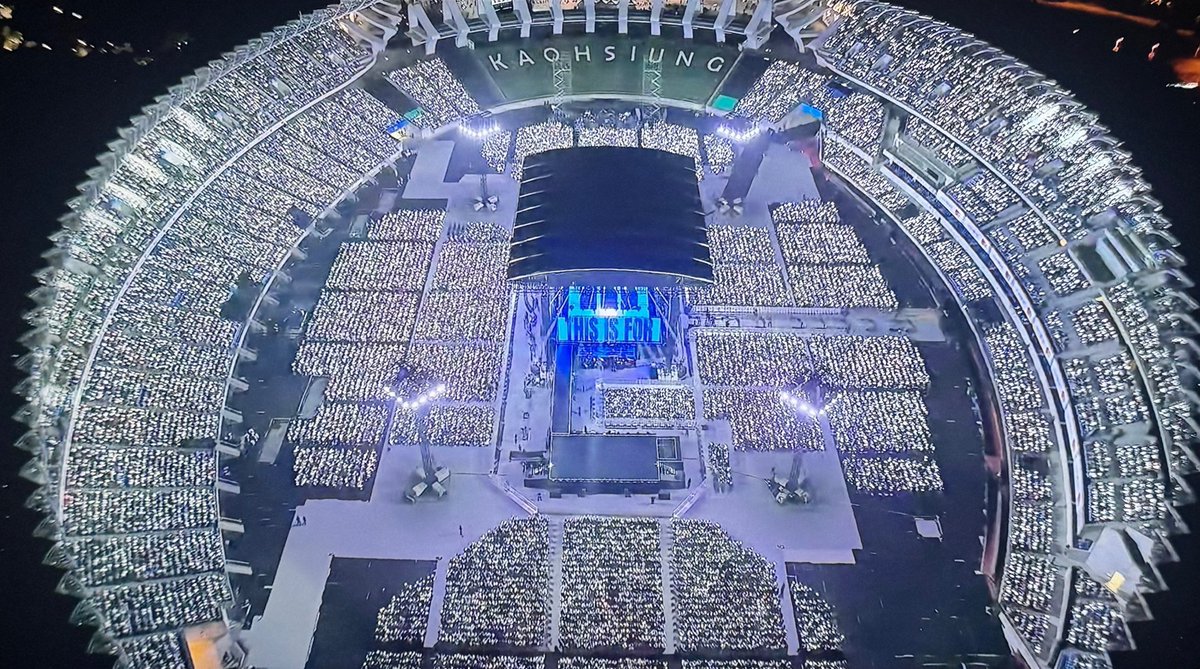 TWICE COLOMBIA 🇨🇴 tweet media