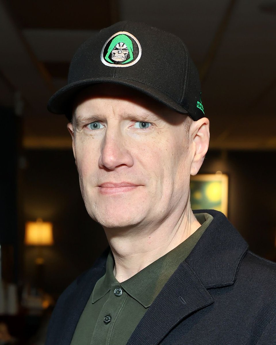 POCculture's tweet image. Kinda disappointed with this cap. Usually he has ones with exclusive logos.

#Doomsday #Avengers #CinemaCon