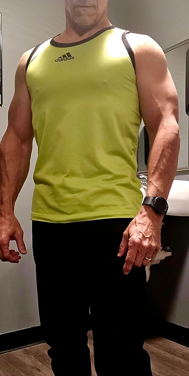 Daddy 4 Daddies tweet media