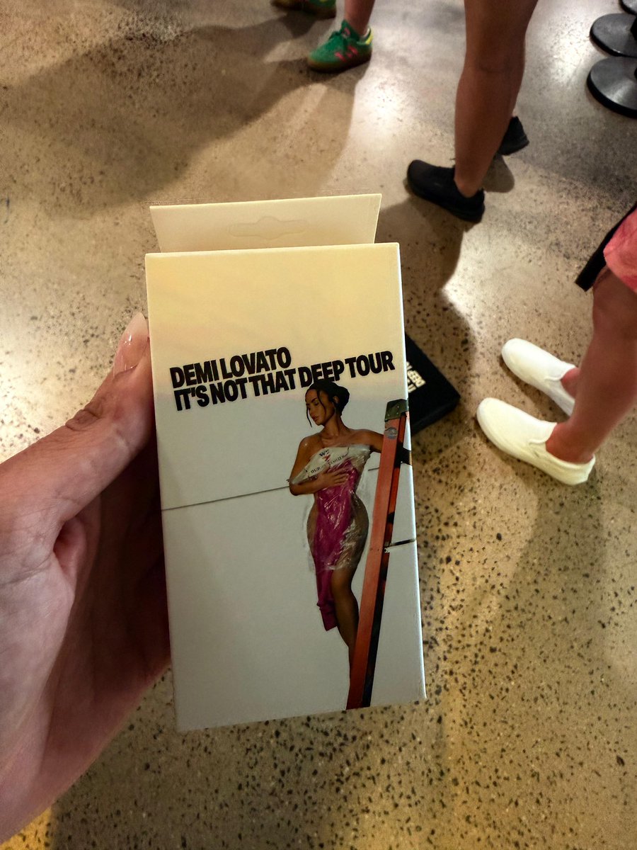 Demi Lovato News tweet media