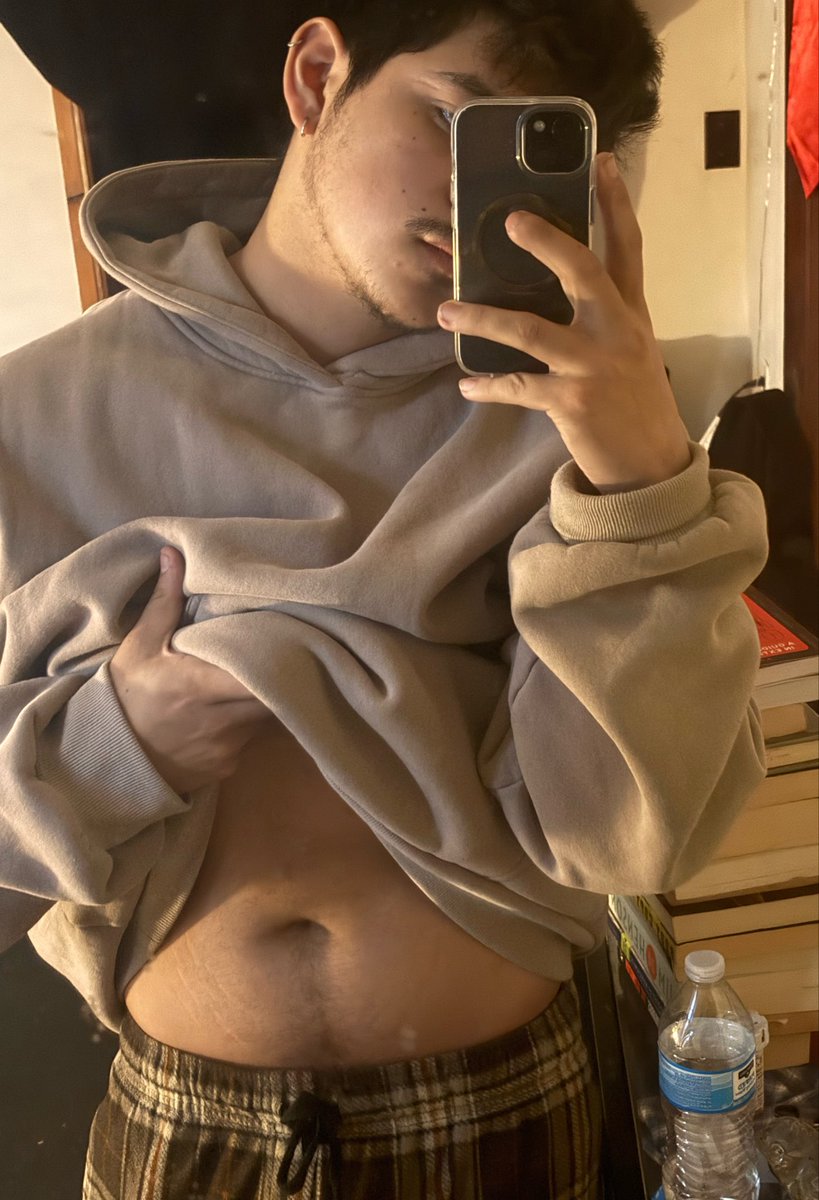 lucky_car0's tweet image. tum out #thursday