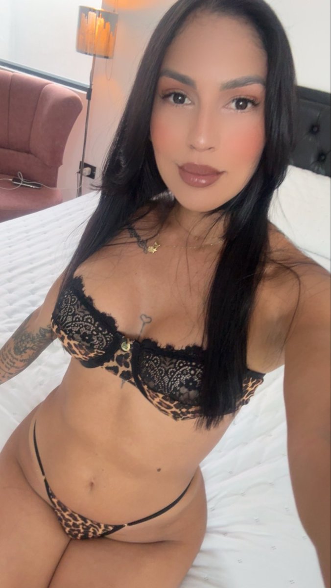 Ashley sanz tweet media