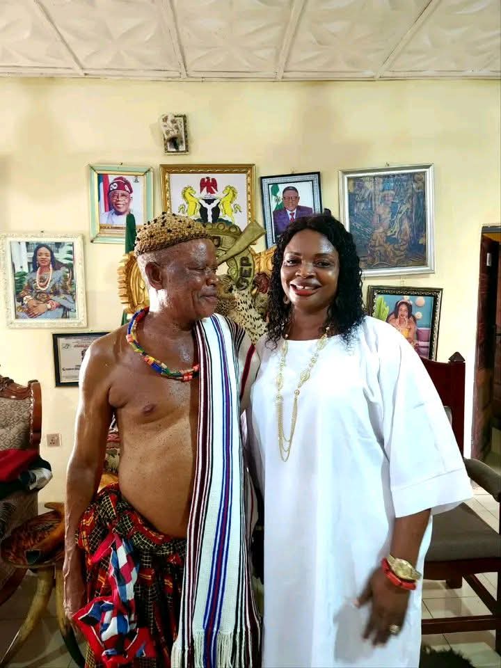 talksleak's tweet image. ROYALTY AT 67: New Photos of the Obol Lopon of Ugep and Paramount Ruler of Yakurr and His Queen Spark Celebration Online!
#BirthAnniversary
#royalty