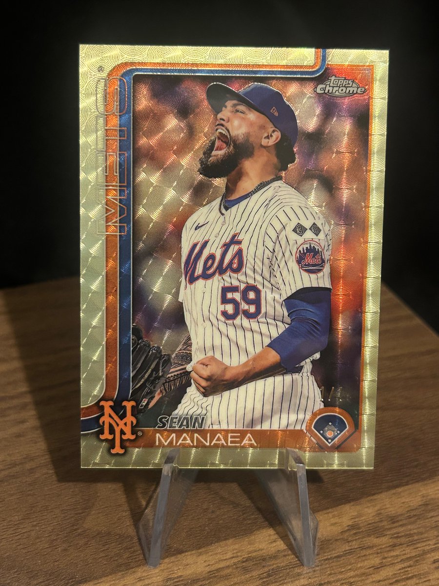 enan504's tweet photo. Big mail day for the Sean Manaea PC. Logoman 1/1 from 2025 Topps Museum &amp; the 2025 super &amp; frozenfractor thanks to @pknav_cards 

Always looking for low numbered licensed (especially 1/1’s) Manaea regardless of team. 

@CardPurchaser https://t.co/VH3PPRvnP6