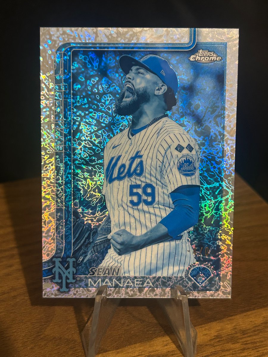 enan504's tweet photo. Big mail day for the Sean Manaea PC. Logoman 1/1 from 2025 Topps Museum &amp; the 2025 super &amp; frozenfractor thanks to @pknav_cards 

Always looking for low numbered licensed (especially 1/1’s) Manaea regardless of team. 

@CardPurchaser https://t.co/VH3PPRvnP6