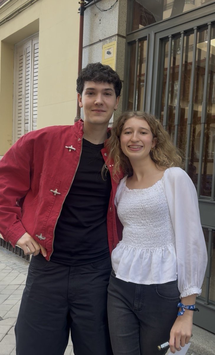 𝒍𝒖𝒄𝒊𝒂 🌸II𝒇𝒓𝒂𝒈𝒊𝒍 🥀🧶 tweet media