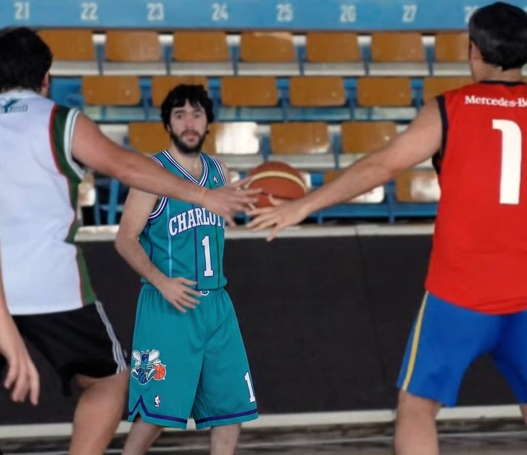 Charlotte Hornets Latino tweet media