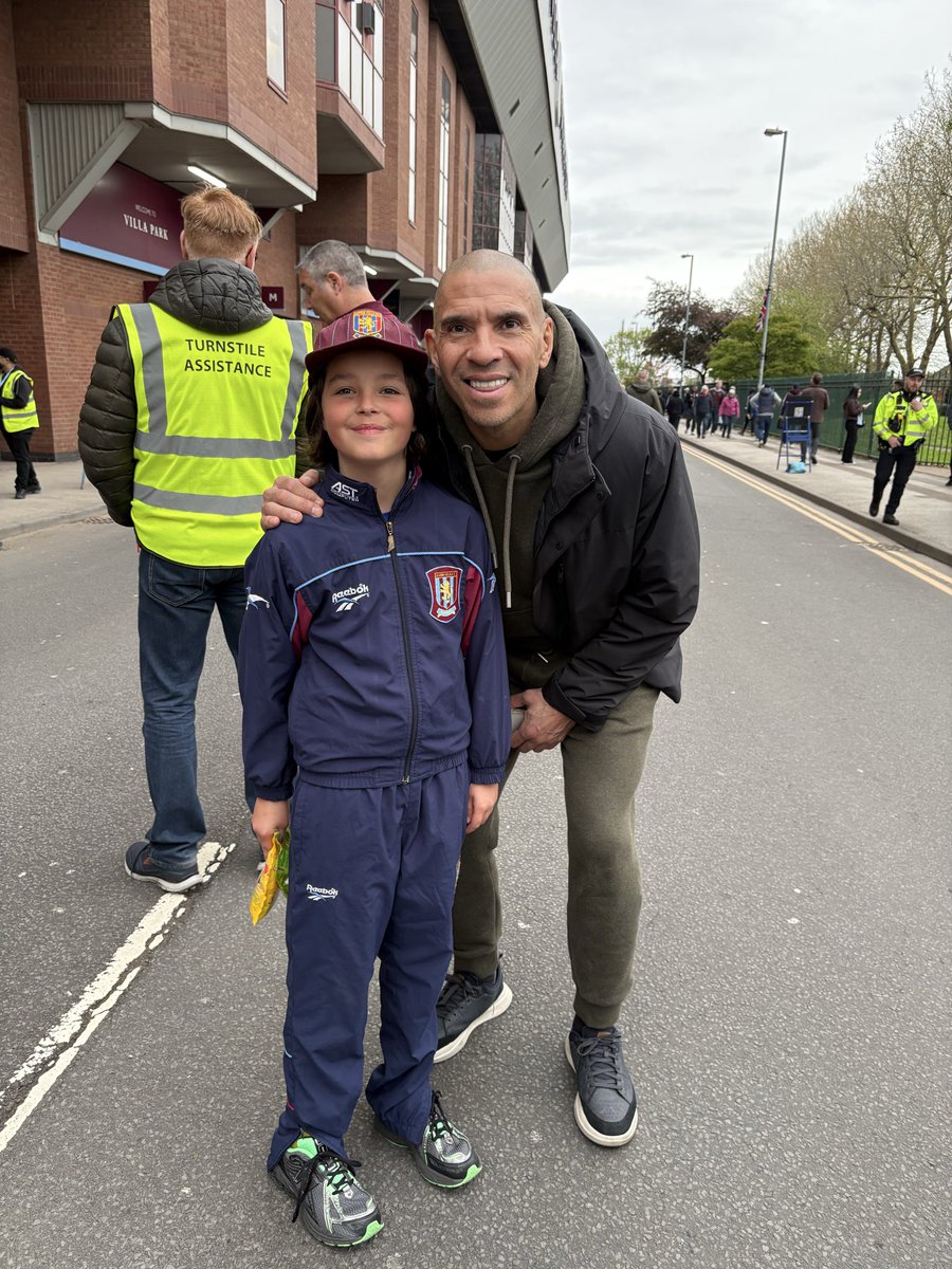 Thanks <a href="/StanCollymore/">Stan Collymore</a> he was happy you liked his tracksuit. I told him you had the same one when you played for Villa.