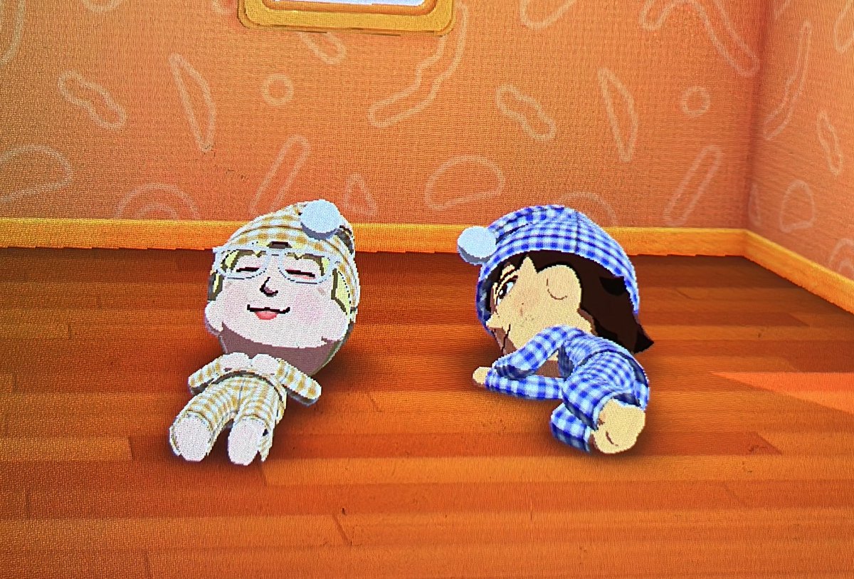 poms 🧸 tweet media