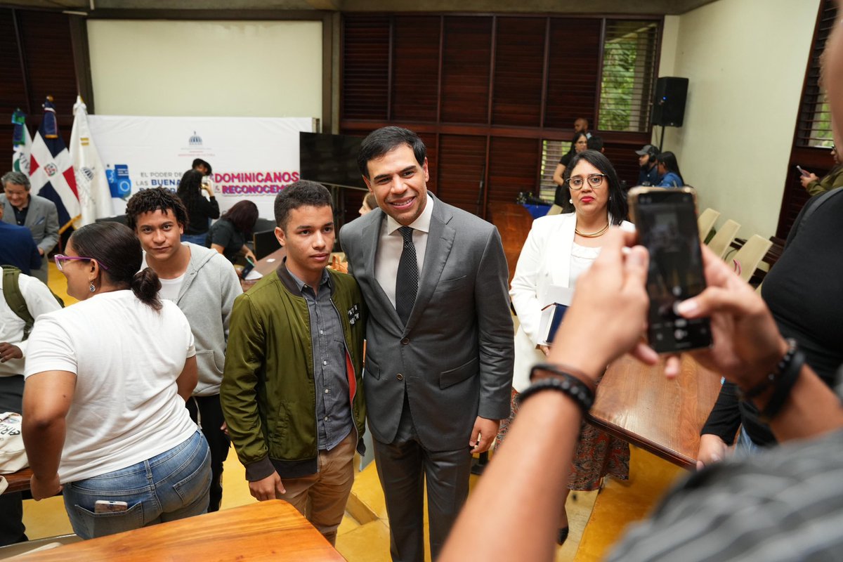 Roberto Ángel Salcedo tweet media