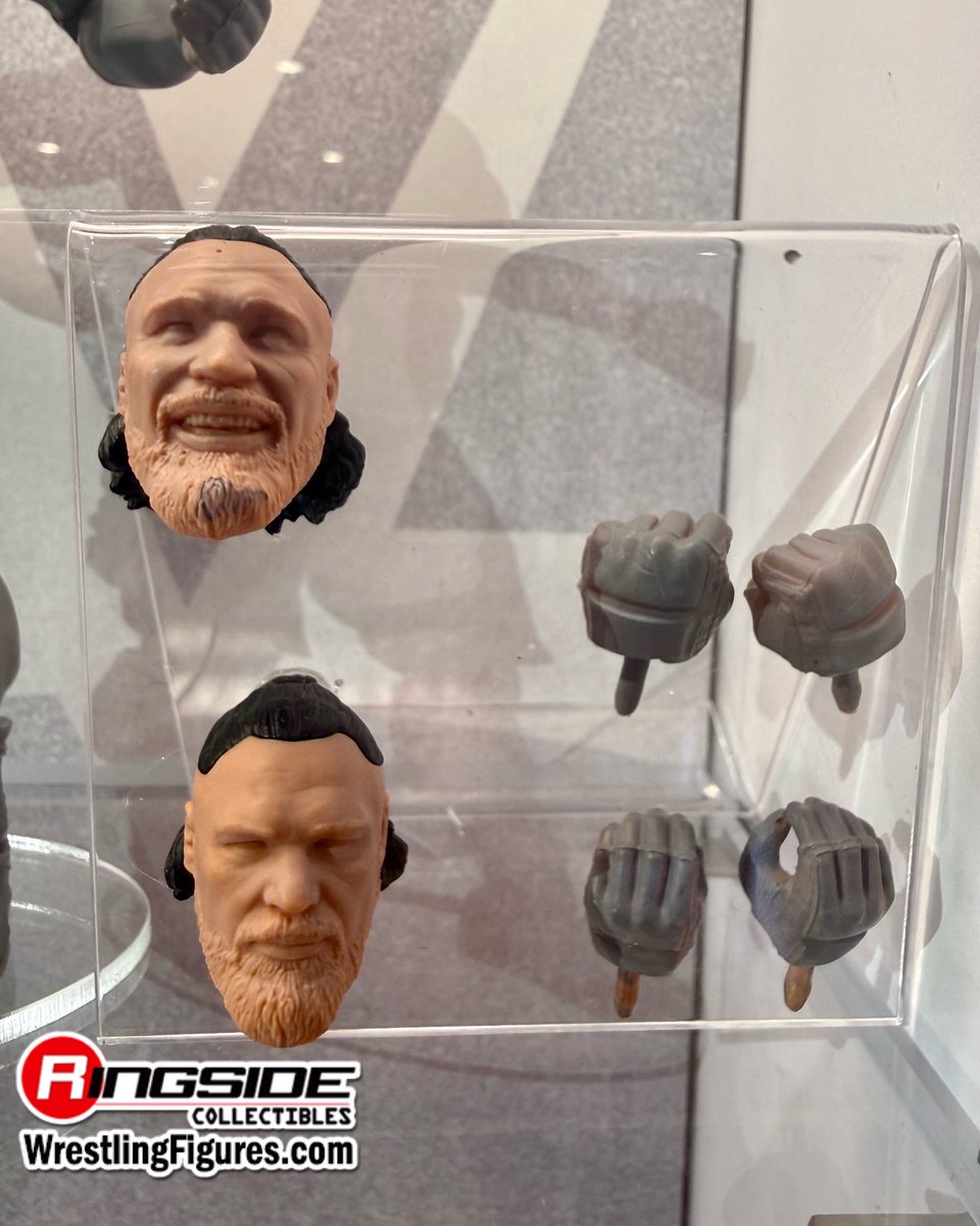 Ringside Collectibles tweet media