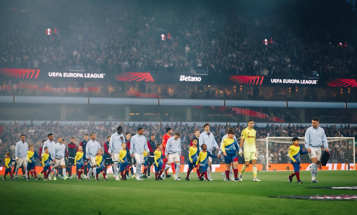 Emi Martínez tweet media