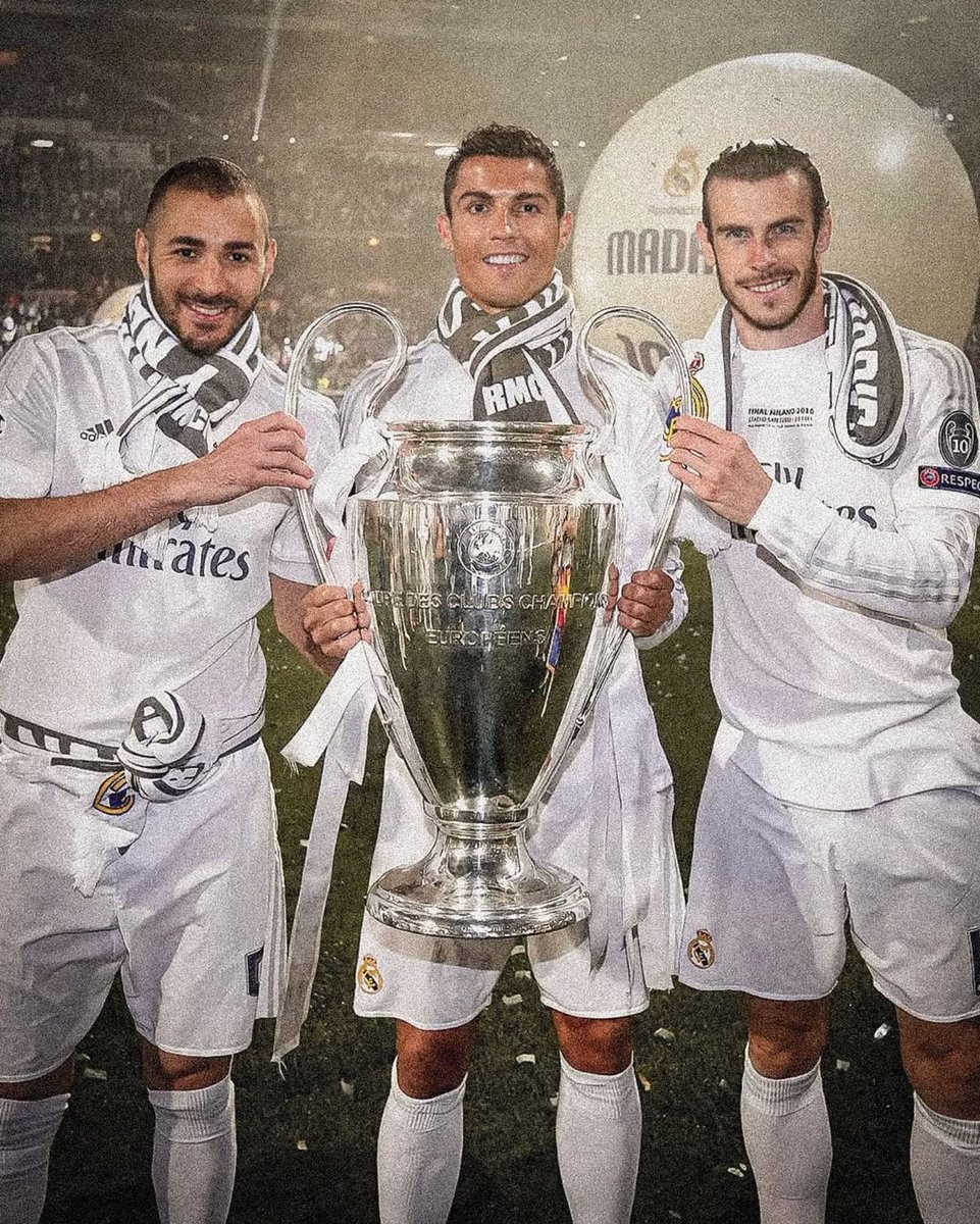 iniestra tweet media