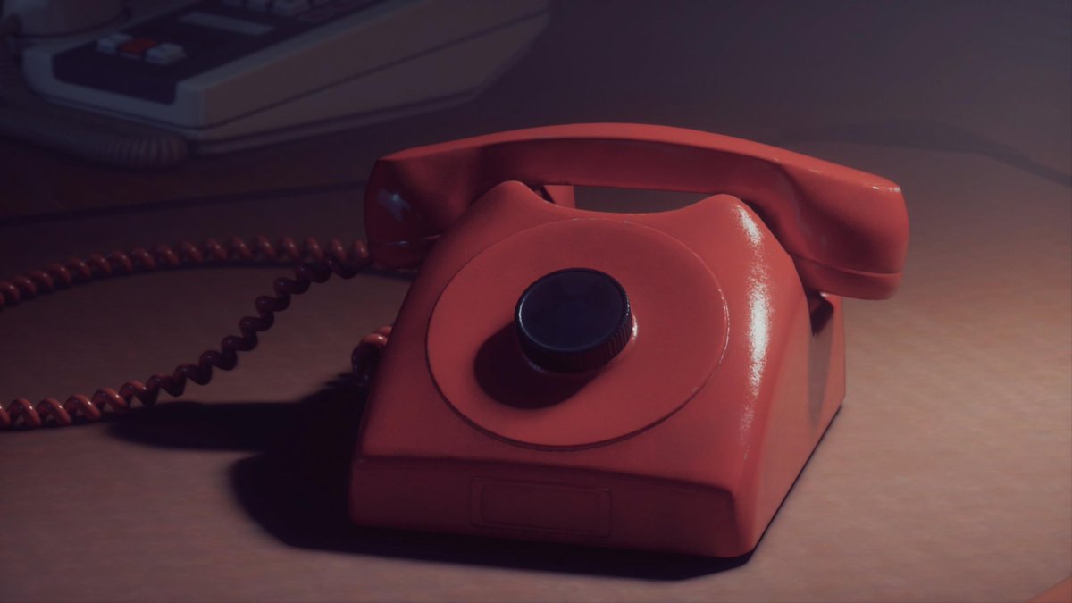 AKIRAKTK's tweet image. 回収オブジェクト「ホットライン」。
FBC長官になった主人公ジェシーだけがアクセスを許された黒電話…ならぬ赤電話。
動力不明で、物語を導く謎物体のボードや、お亡くなりになったトレンチ元長官と会話できるコックリさんなステキ電話。
 #CONTROL